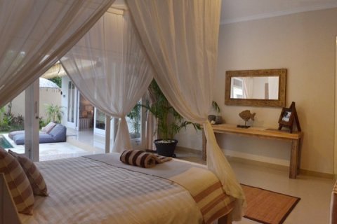 2 bedrooms Villa in Seminyak, Badung, Indonesia No. 1656 17