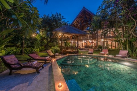 Вилла с 5 спальнями в Seminyak, Бадунг, Индонезия № 1166 20