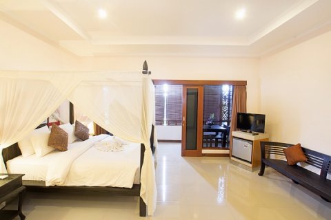 6 bedrooms Villa in Seminyak, Badung, Indonesia No. 1164 13