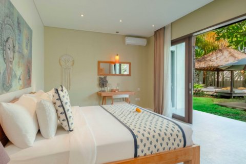 6 bedrooms Villa in Seminyak, Badung, Indonesia No. 1164 18