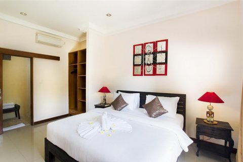 6 bedrooms Villa in Seminyak, Badung, Indonesia No. 1164 8