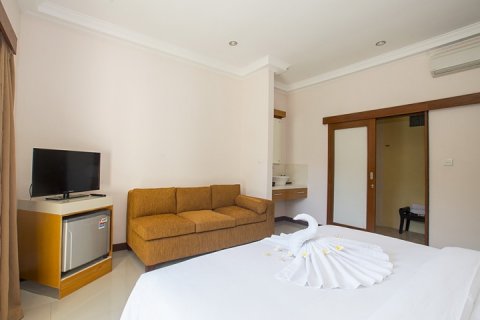 6 bedrooms Villa in Seminyak, Badung, Indonesia No. 1164 10