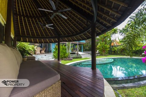 5 bedrooms Villa in Kerobokan, Badung, Indonesia No. 7672 10