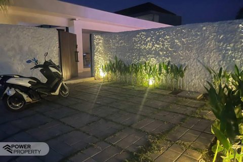 3 bedrooms Villa in South Kuta, Badung, Indonesia No. 8662 21