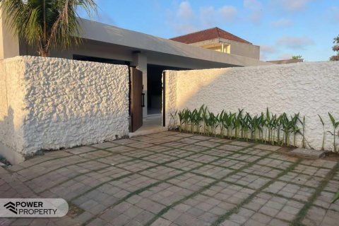 3 bedrooms Villa in South Kuta, Badung, Indonesia No. 8662 19