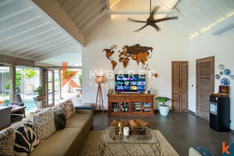 4 bedrooms Villa in Kerobokan, Badung, Indonesia No. 12535 3