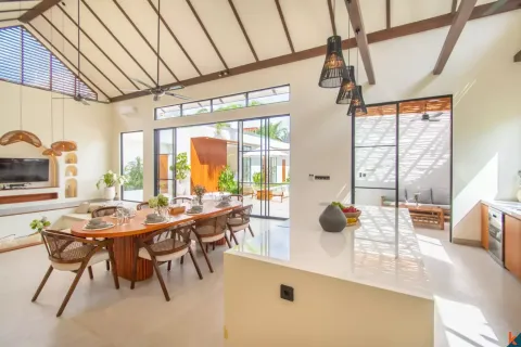 4 bedrooms Villa in Tibubeneng, Badung, Indonesia No. 13149 12