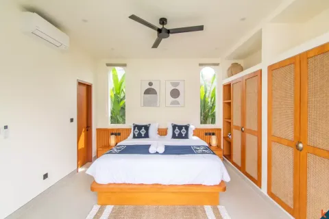 4 bedrooms Villa in Tibubeneng, Badung, Indonesia No. 13149 15