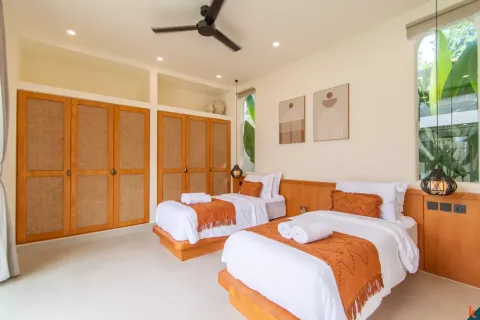 4 bedrooms Villa in Tibubeneng, Badung, Indonesia No. 13149 20