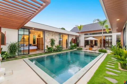 4 bedrooms Villa in Tibubeneng, Badung, Indonesia No. 13149