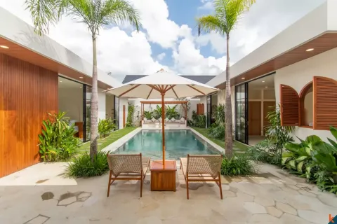 4 bedrooms Villa in Tibubeneng, Badung, Indonesia No. 13149 8