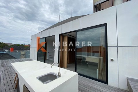 Вилла с 5 спальнями в Jimbaran, Бадунг, Индонезия № 12063