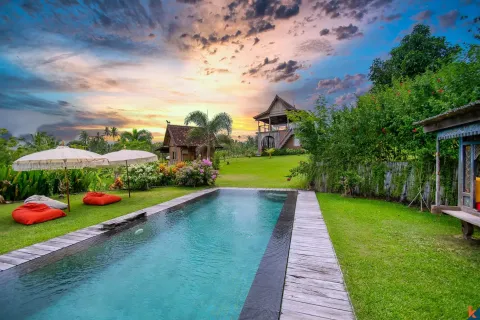 7 bedrooms Villa in Tabanan, Indonesia No. 10862
