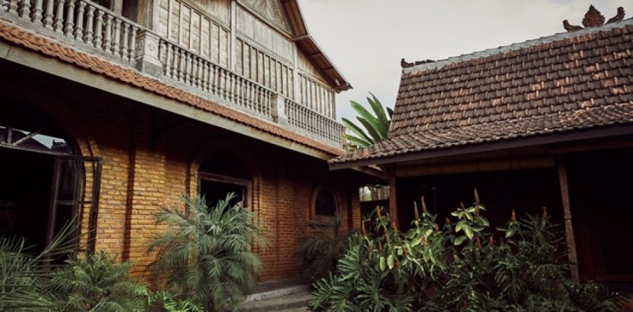 4 bedrooms Villa in Tibubeneng, Badung, Indonesia No. 11646