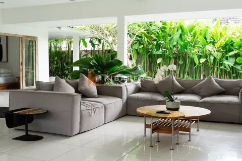 3 bedrooms Villa in Canggu, Badung, Indonesia No. 12870 10