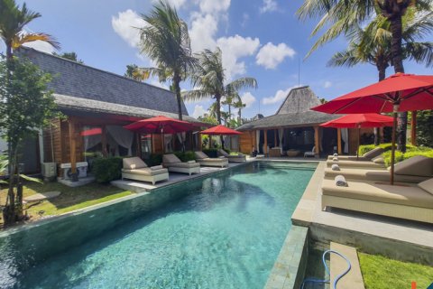 4 bedrooms Villa in Kerobokan, Badung, Indonesia No. 11451 5