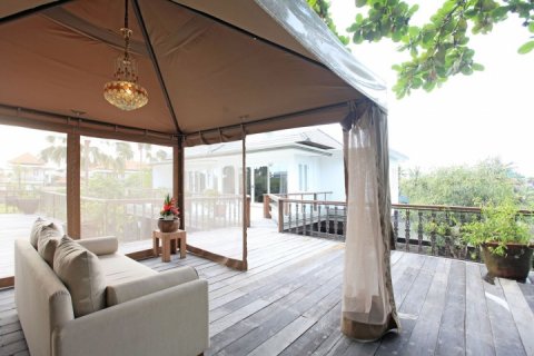 Вилла с 4 спальнями в Canggu, Бадунг, Индонезия № 900 9