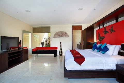 4 bedrooms Villa in Seminyak, Badung, Indonesia No. 904 23