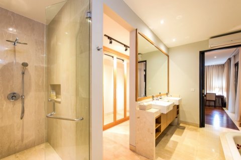 4 bedrooms Villa in South Kuta, Badung, Indonesia No. 905 20