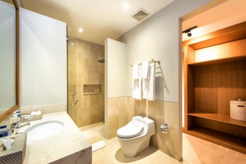 4 bedrooms Villa in South Kuta, Badung, Indonesia No. 905 16