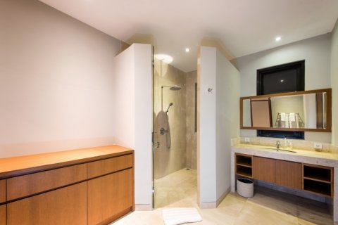 4 bedrooms Villa in South Kuta, Badung, Indonesia No. 905 26