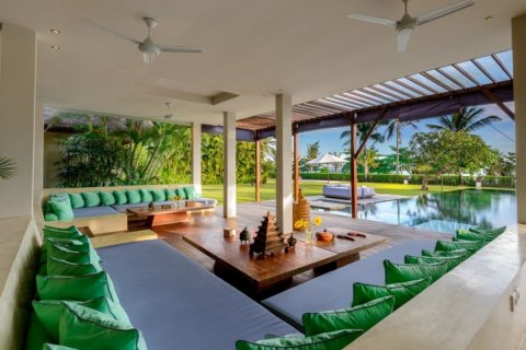 4 bedrooms Villa in Canggu, Badung, Indonesia No. 903 9