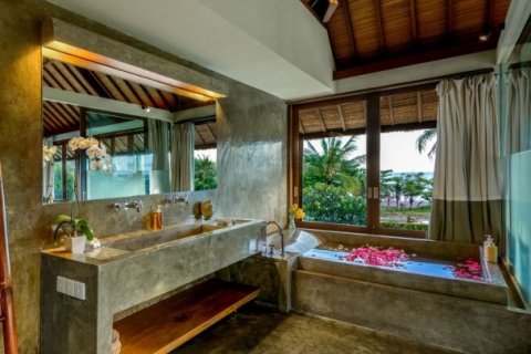 4 bedrooms Villa in Canggu, Badung, Indonesia No. 903 14