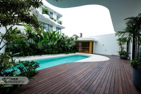 Вилла с 3 спальнями в Seminyak, Бадунг, Индонезия № 9568 3