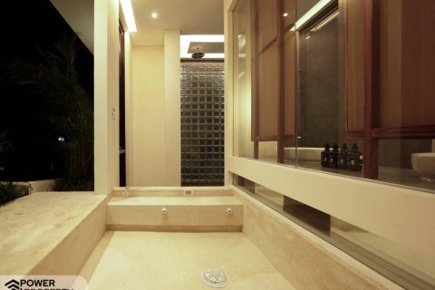 Вилла с 3 спальнями в Seminyak, Бадунг, Индонезия № 9568 19