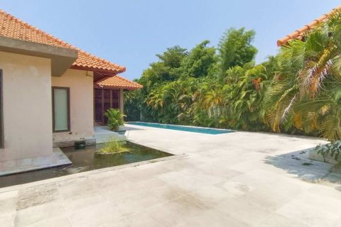 3 bedrooms Villa in Seminyak, Badung, Indonesia No. 9569 3