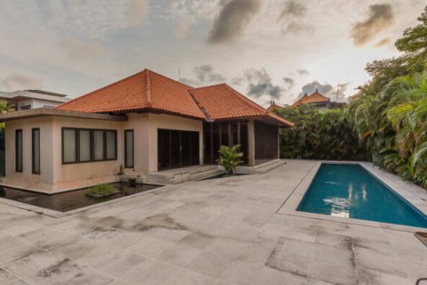 3 bedrooms Villa in Seminyak, Badung, Indonesia No. 9569 26