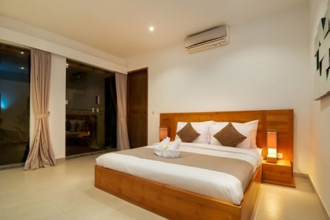 Вилла с 4 спальнями в Seminyak, Бадунг, Индонезия № 851 13