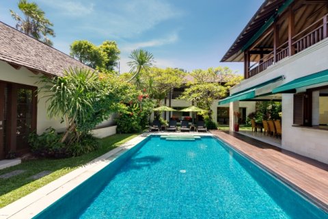 Вилла с 4 спальнями в Seminyak, Бадунг, Индонезия № 845 2