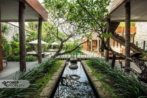 4 bedrooms Villa in Seminyak, Badung, Indonesia No. 8689 5