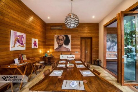 4 bedrooms Villa in Seminyak, Badung, Indonesia No. 8689 23