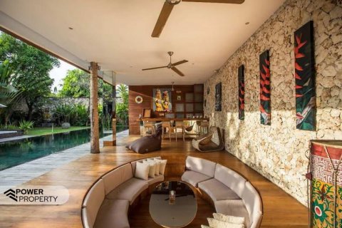 4 bedrooms Villa in Seminyak, Badung, Indonesia No. 8689 19