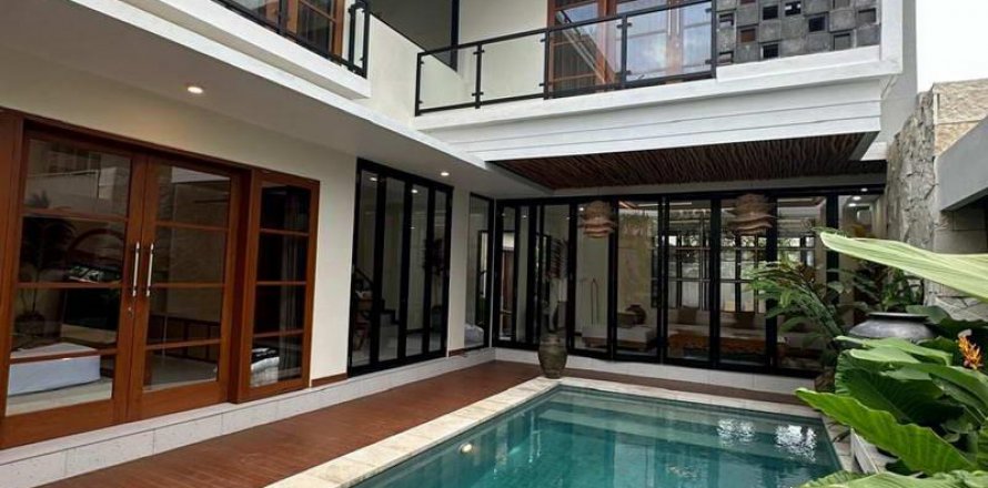 3 bedrooms Villa in Canggu, Badung, Indonesia No. 8694
