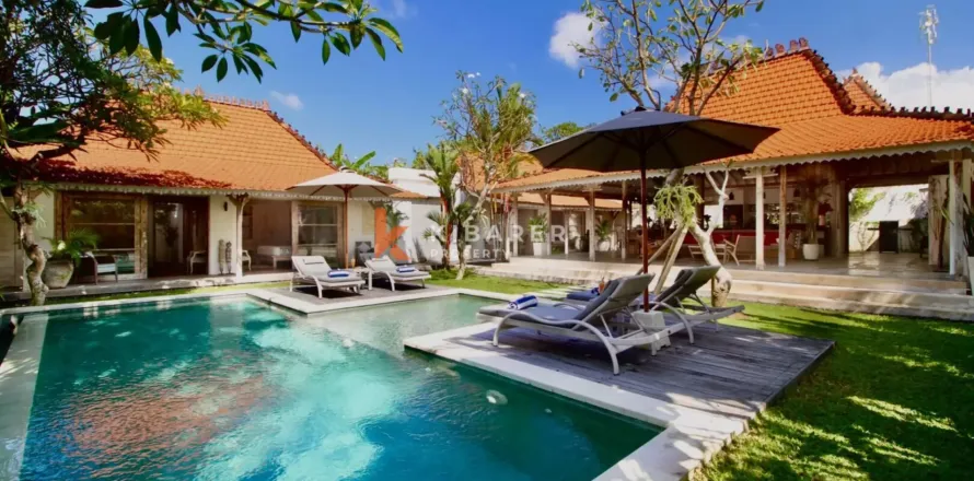 4 bedrooms Villa in Tibubeneng, Badung, Indonesia No. 11781