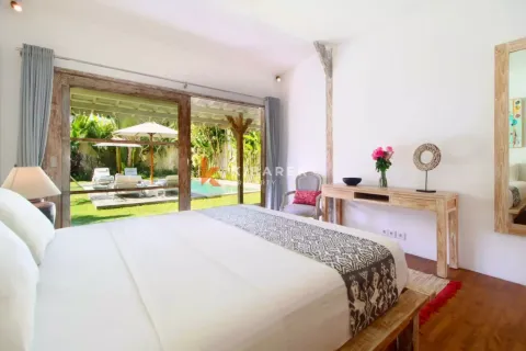 4 bedrooms Villa in Tibubeneng, Badung, Indonesia No. 11781 12
