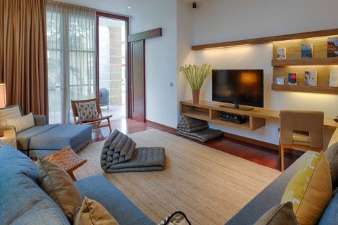 5 bedrooms Villa in Seminyak, Badung, Indonesia No. 10054 27