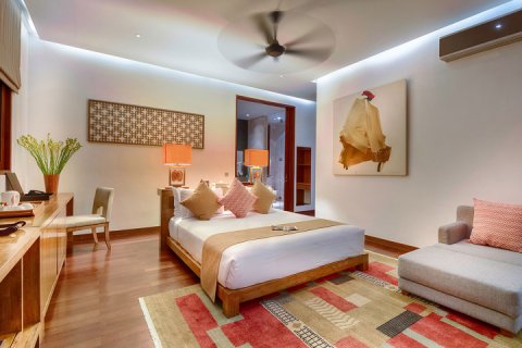 5 bedrooms Villa in Seminyak, Badung, Indonesia No. 10054 17