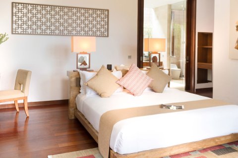 5 bedrooms Villa in Seminyak, Badung, Indonesia No. 10054 22
