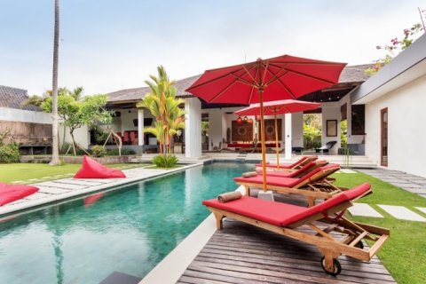 Вилла с 5 спальнями в Seminyak, Бадунг, Индонезия № 1103 4
