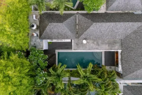 2 bedrooms Villa in Seminyak, Badung, Indonesia No. 10516 4