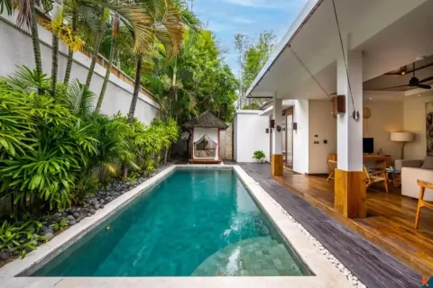 2 bedrooms Villa in Seminyak, Badung, Indonesia No. 10516 3
