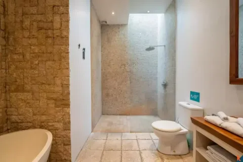 2 bedrooms Villa in Seminyak, Badung, Indonesia No. 10516 17