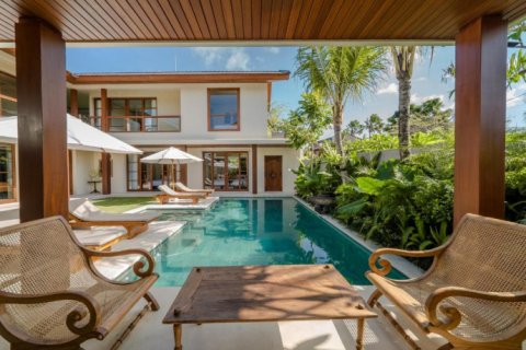 5 bedrooms Villa in Canggu, Badung, Indonesia No. 8503