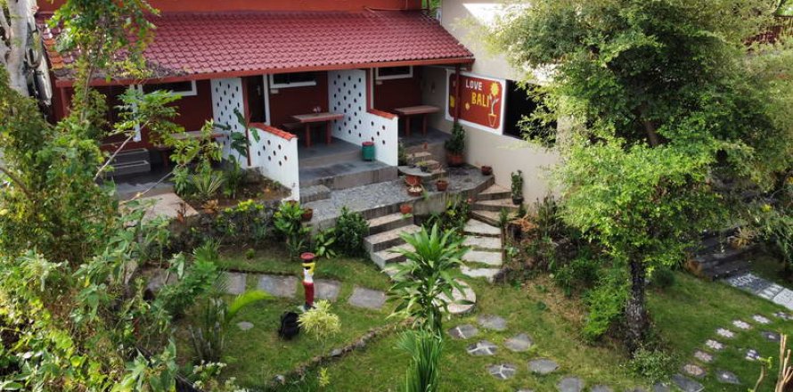 Вилла с 10 спальнями в Nusa Dua, Бадунг, Индонезия № 242