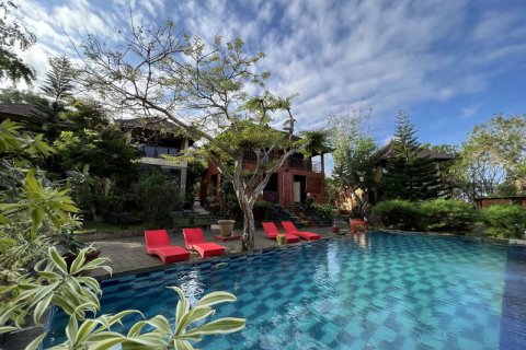Вилла с 10 спальнями в Nusa Dua, Бадунг, Индонезия № 242 6