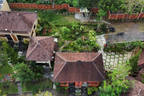 Вилла с 10 спальнями в Nusa Dua, Бадунг, Индонезия № 242 2